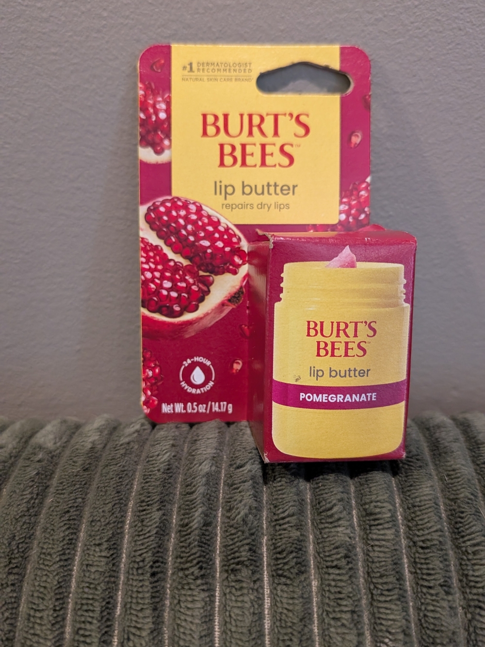 🦋 Burt's Bees Pomegranate Lip Butter — Hydrating Pink Balm
